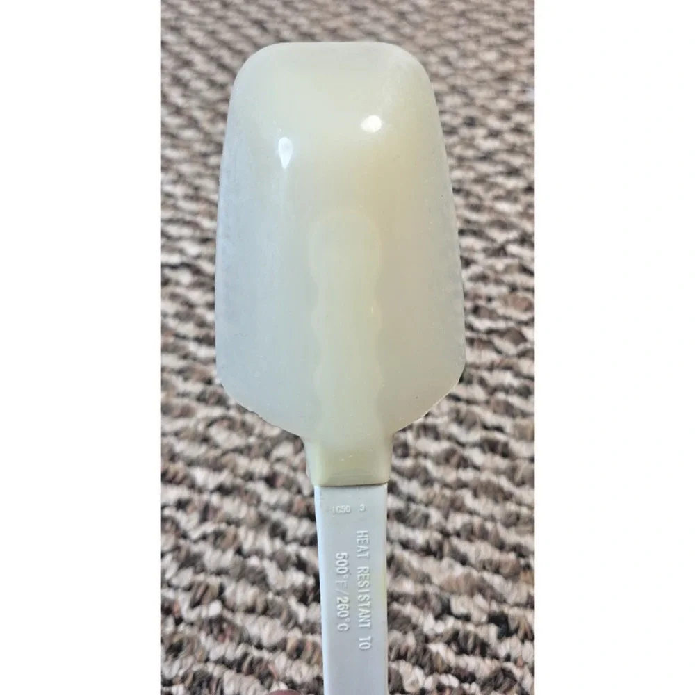 Rubbermaid vtg silicone